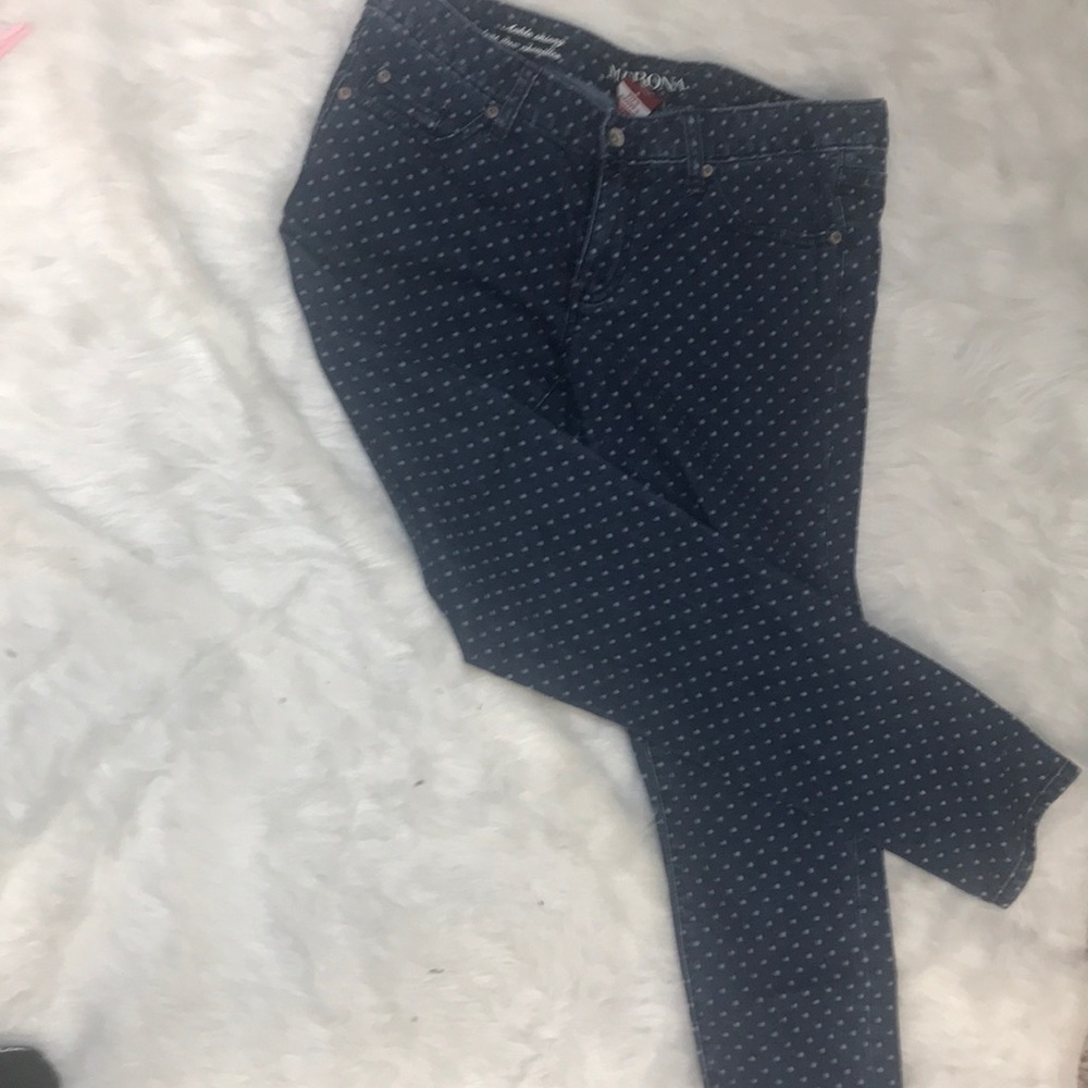 Women’s Polka Dot Ankle Skinny Jean